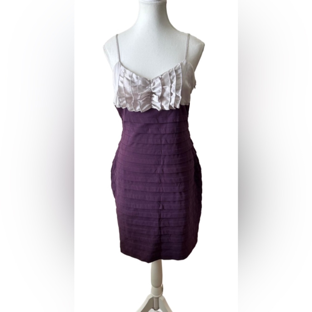 FEMME Spaghetti Strap Ruffle/Banding cocktail dress Sz L